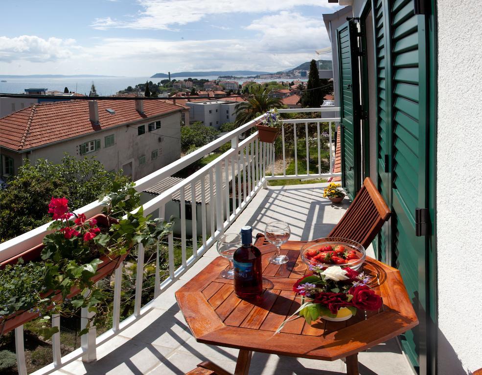 Apartment Firule Sandy Beach Split Exterior foto